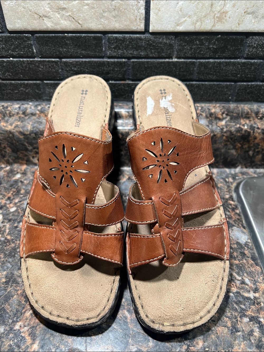Naturalizer Tan Leather Slip-On Clogs with Cutout Detail